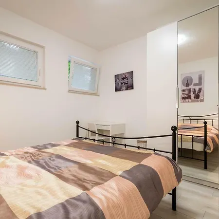 Apartman Paola Appartamento Pola